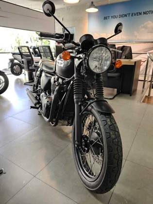 TRIUMPH BONNEVILLE T100 BLACK 900 TRIUMPH BONNEVILLE T100 BLACK 900